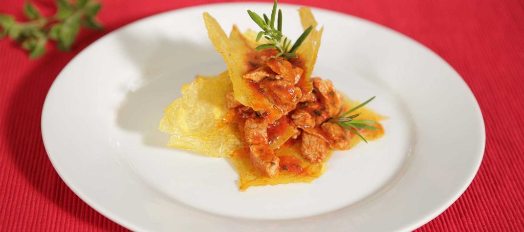 Polenta i ovn med terninger av kalvekjøtt Polenta i ovn med terninger av kalvekjøtt