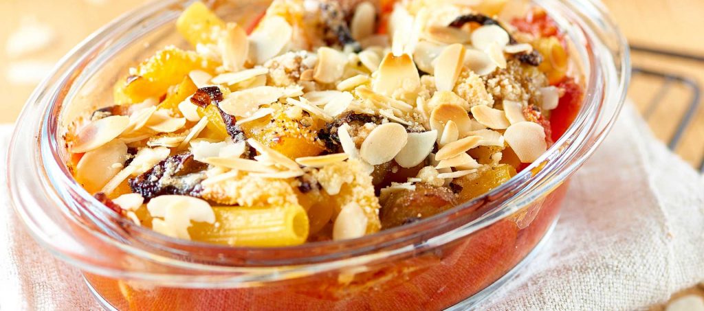 Ovnstekt pasta i skrelte tomater Ovnstekt pasta i skrelte tomater