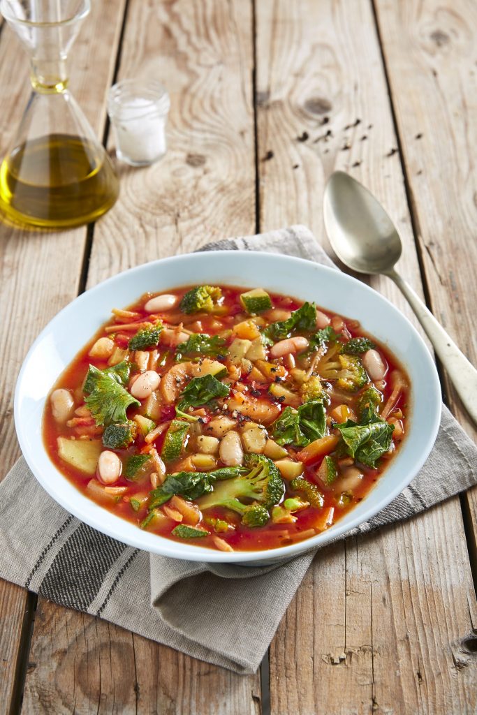 ENKEL VEGANSK MINESTRONESUPPE ENKEL VEGANSK MINESTRONESUPPE