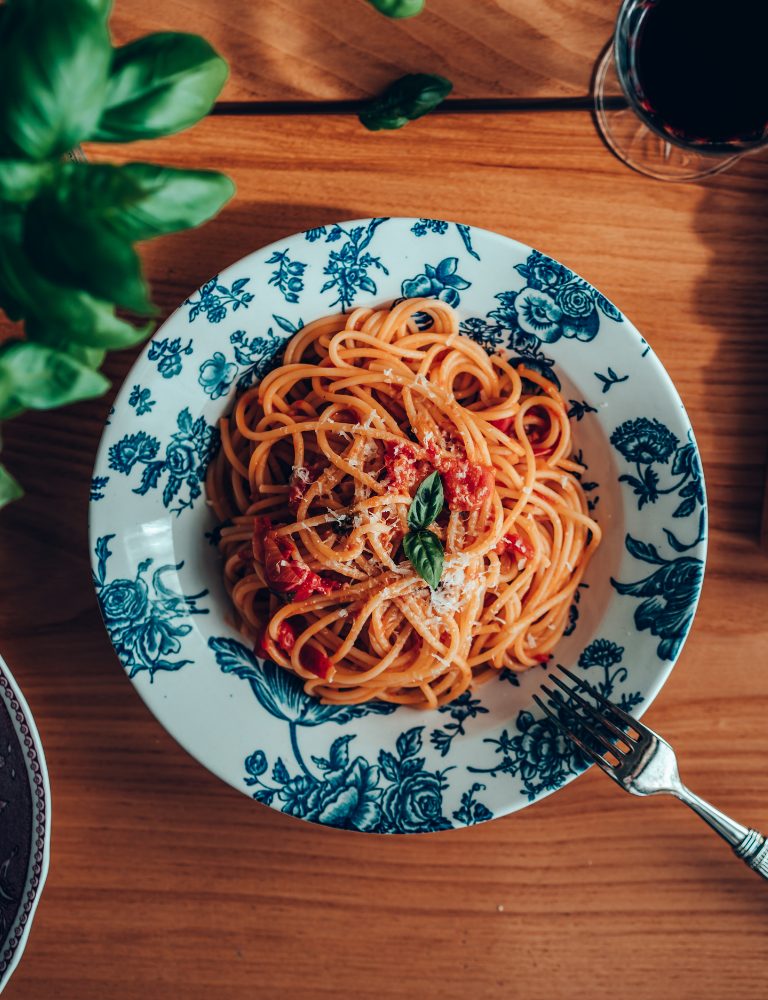 With a can we can – ta vare på Muttis beste tips og oppskrifter for mindre matsvinn With a can we can – ta vare på Muttis beste tips og oppskrifter for mindre matsvinn