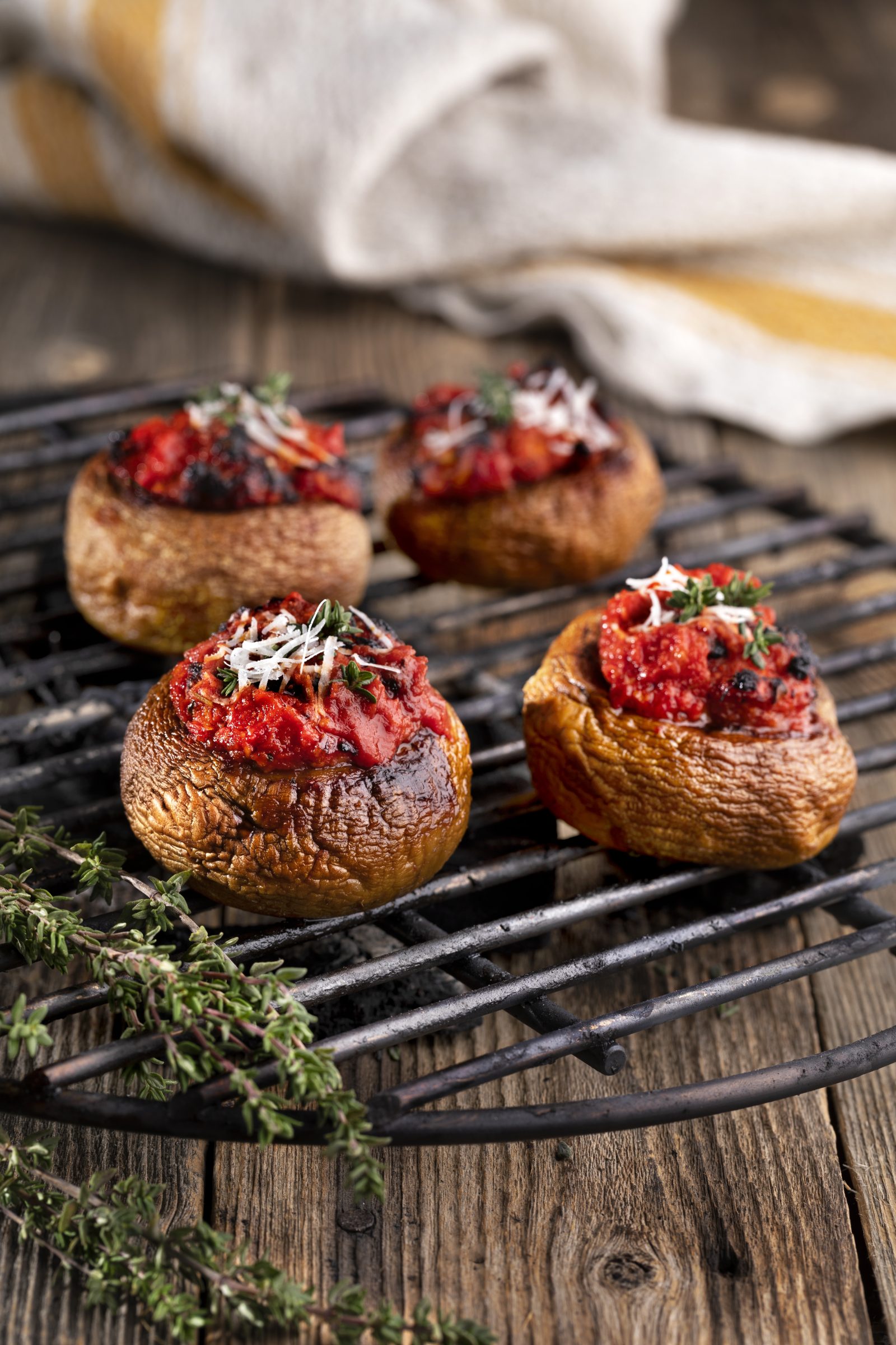 Grillede fylte sjampinjonger