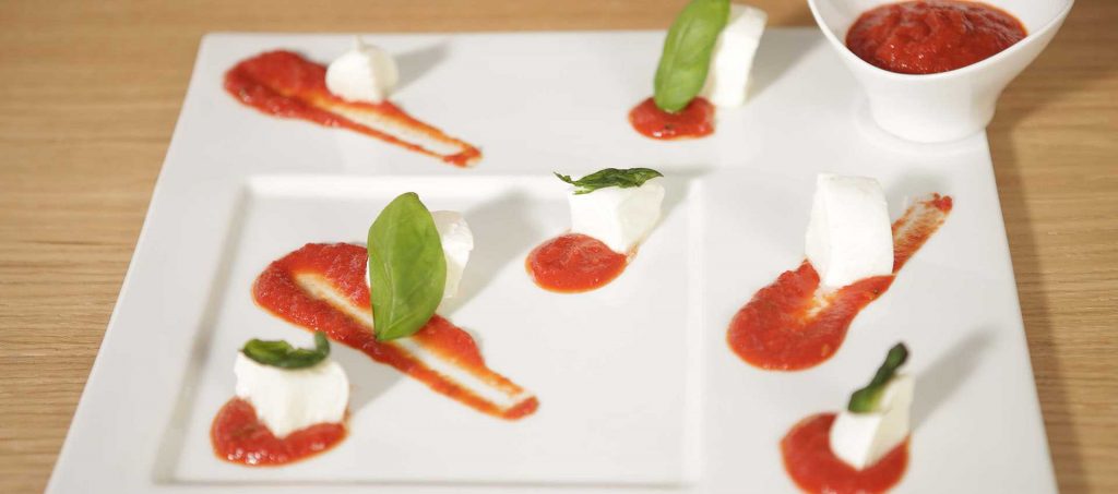Aptitretare: Caprese på Muttis sätt Aptitretare: Caprese på Muttis sätt