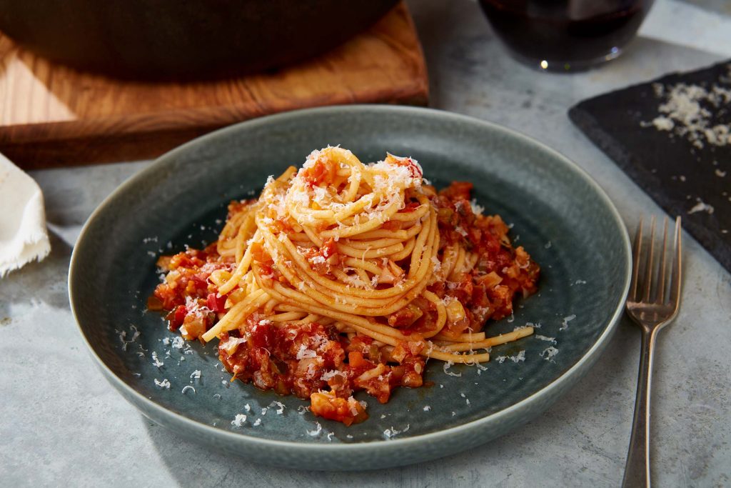 Spaghetti med vegetarisk sås (vegetarisk bolognese) Spaghetti med vegetarisk sås (vegetarisk bolognese)