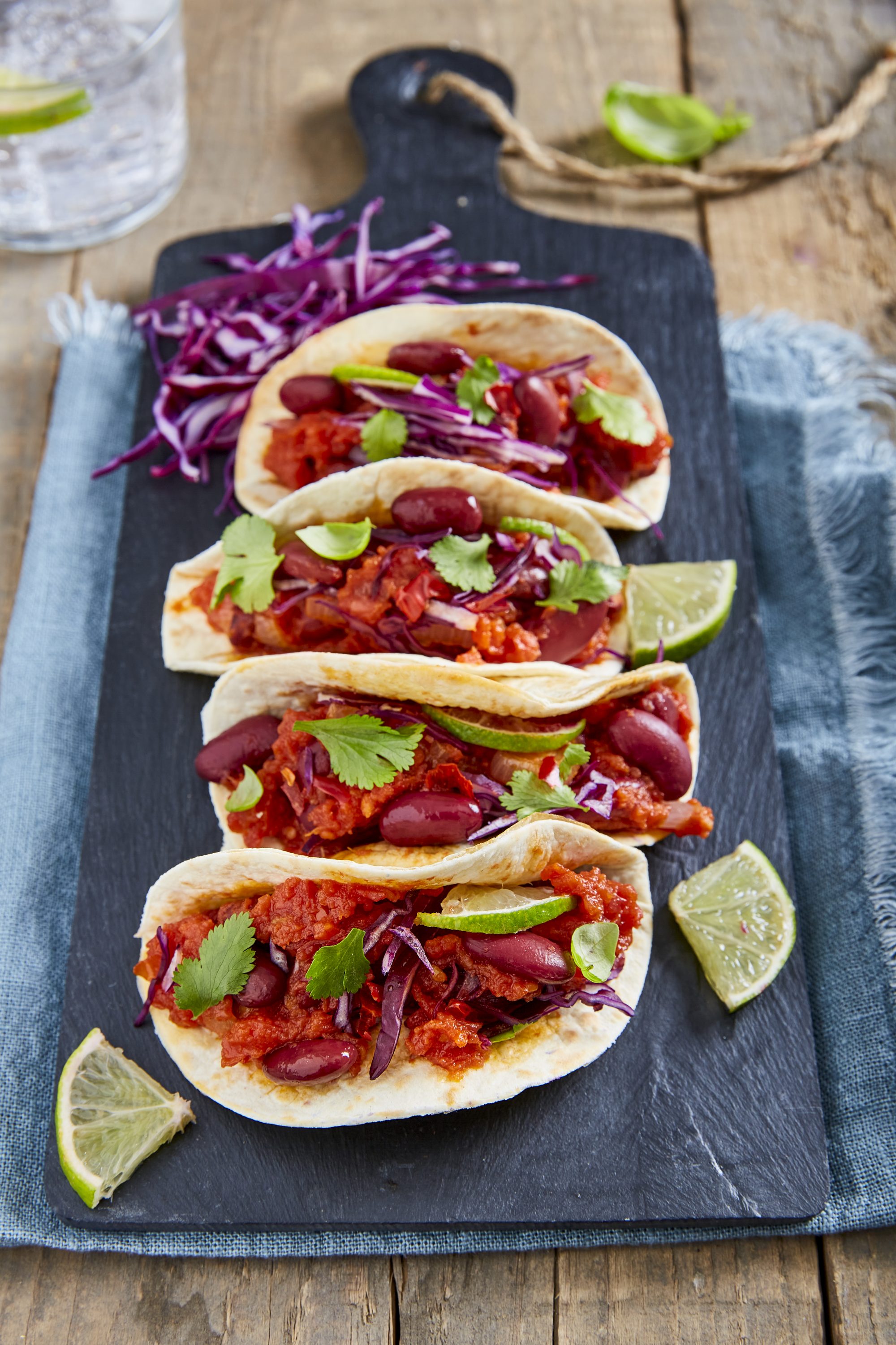 Tacos med chilibönor och finkrossade tomater