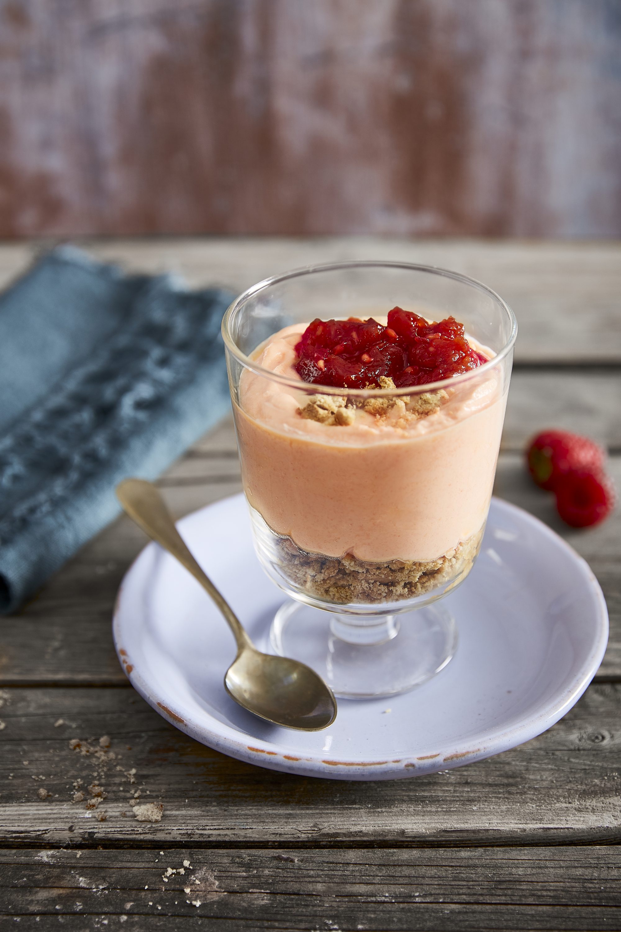 Tomatmousse med finkrossade tomater