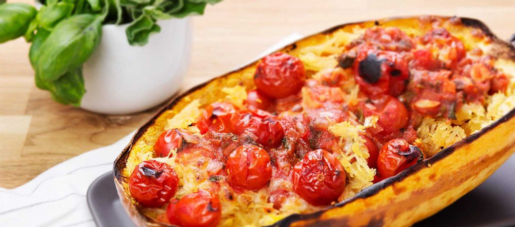 Spaghettikürbis mit Cherrytomaten Spaghettikürbis mit Cherrytomaten