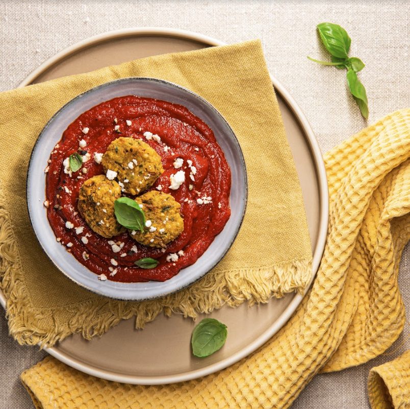 Falafel mit tomatendip