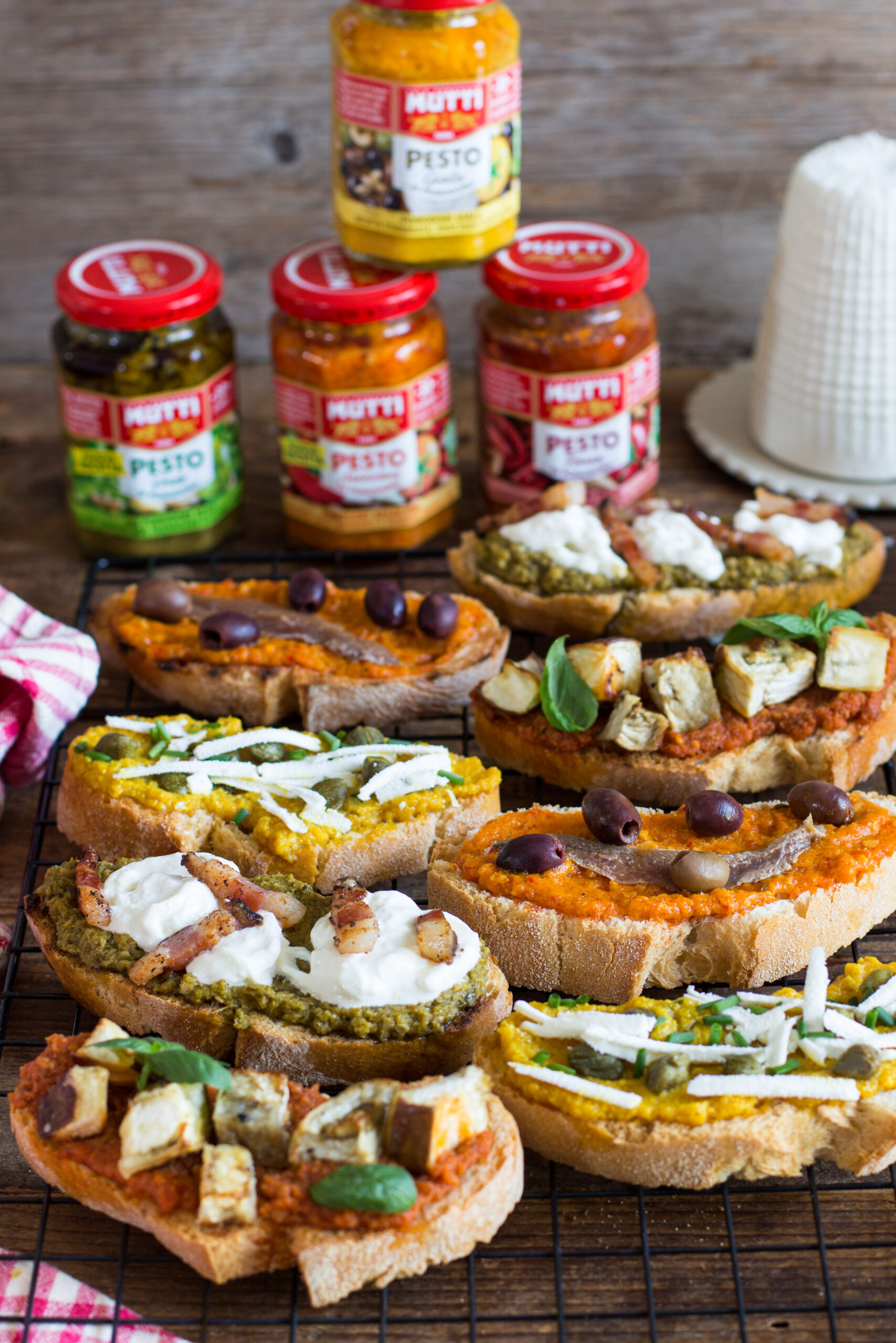 Bruschetta mit Tomatenpesto