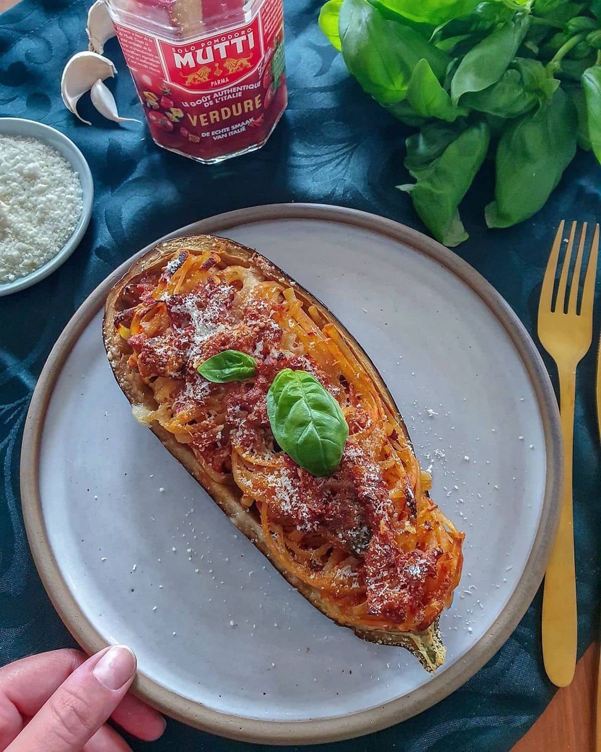 Aubergines farcies aux linguine