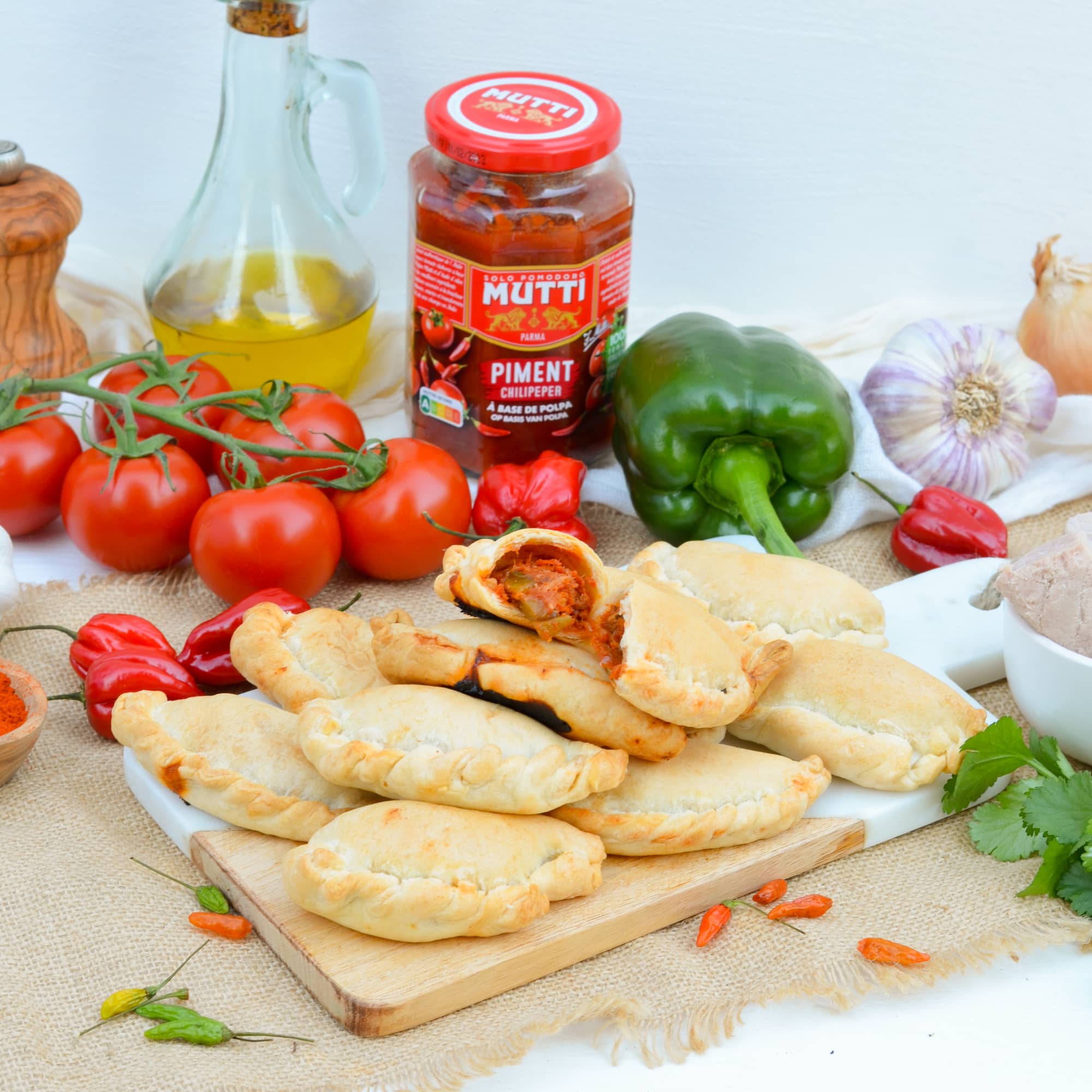 Empanadas au thon et à la tomate