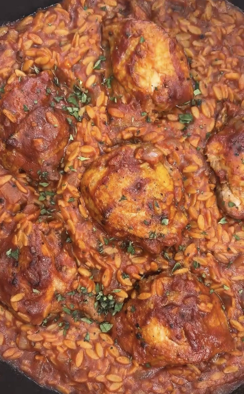 Chicken and Orzo with Tomatoes (Kotopoulo Youvesti)