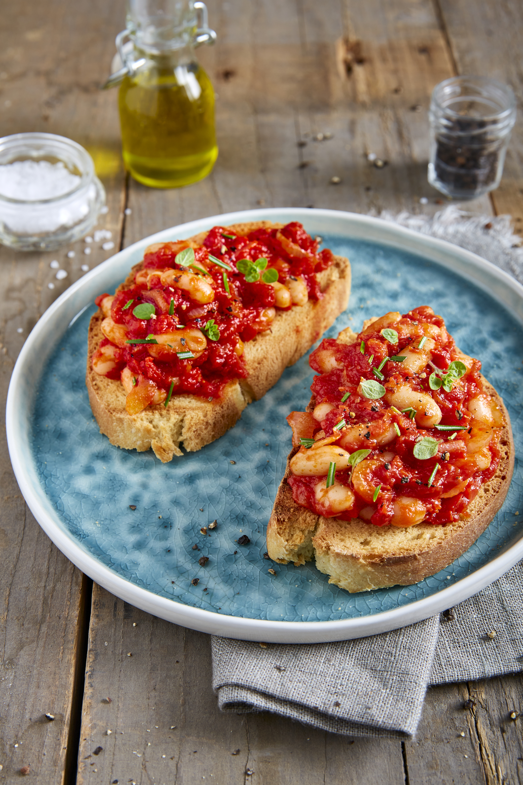  BAKED BEANS IN TOMATO SAUCE