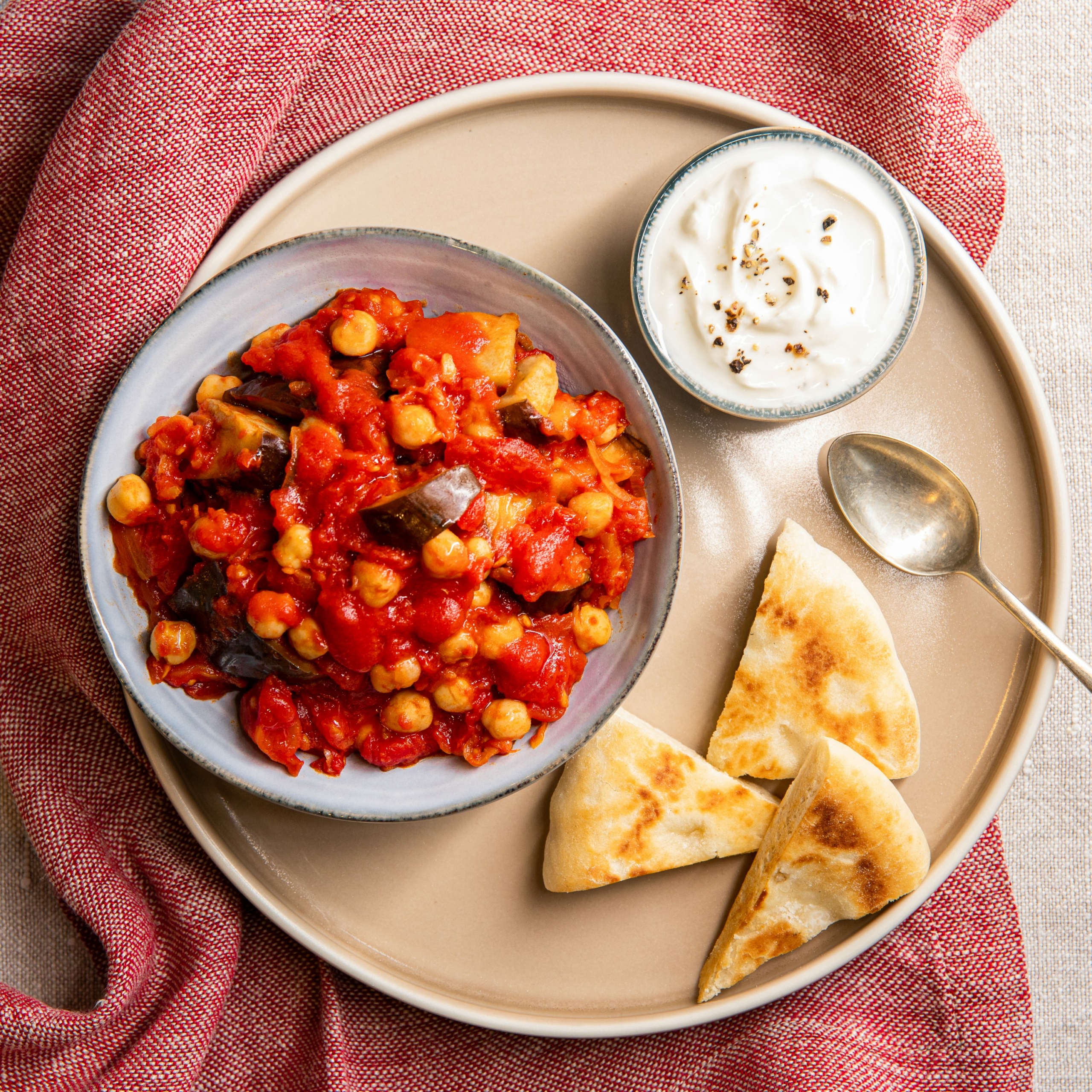 PITA BREAD WITH SPICY EGGPLANT AND TOMATO