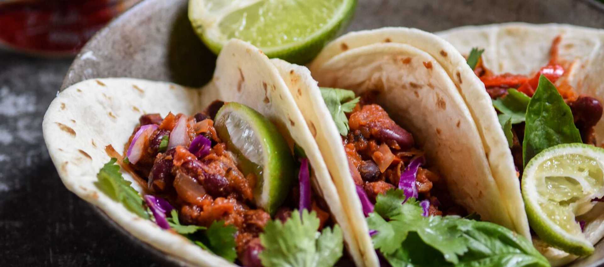 Chilli Bean Tacos With Chopped Tomatoes Mutti Recipe