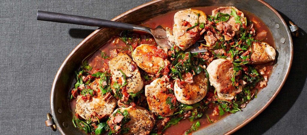 Pork Medallions with Tomatoes, Prosciutto & Arugula Pork Medallions with Tomatoes, Prosciutto & Arugula