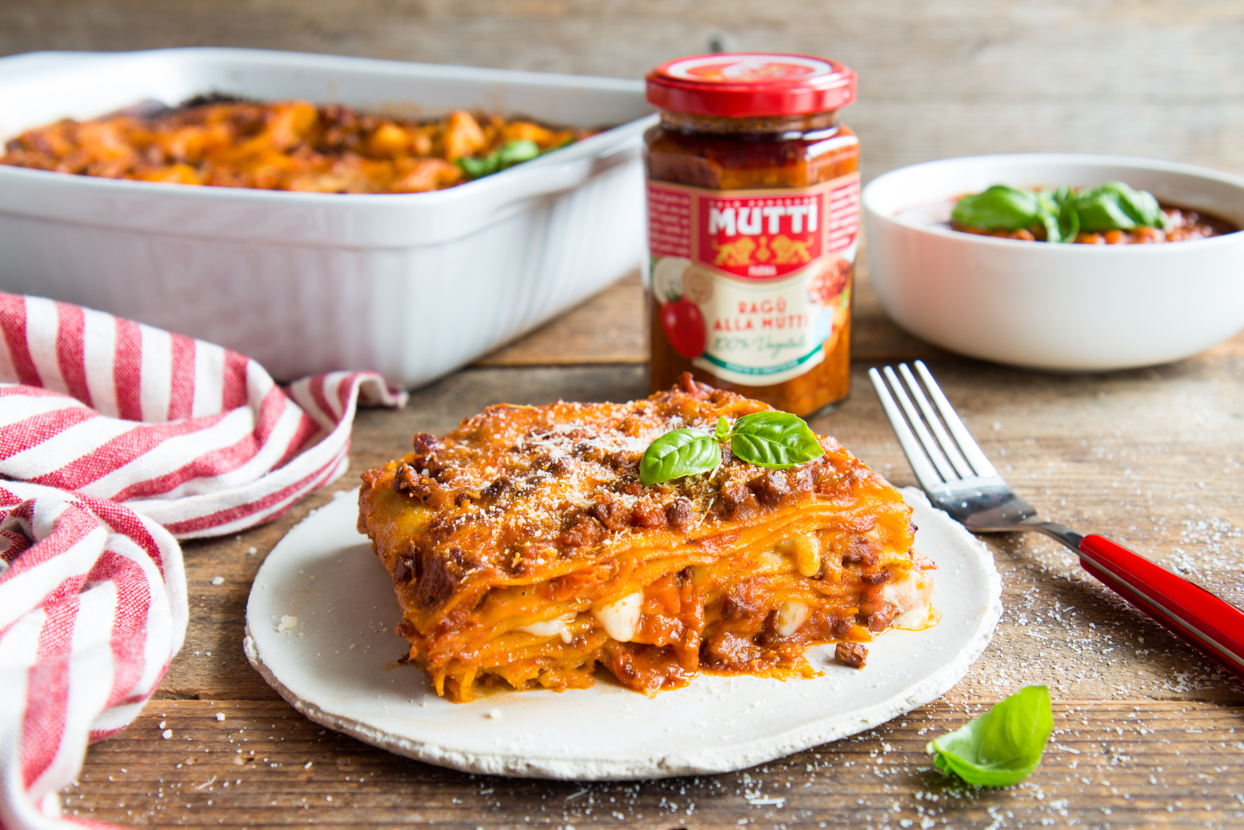Lasagne with Mutti Vegan Bolognese recipe