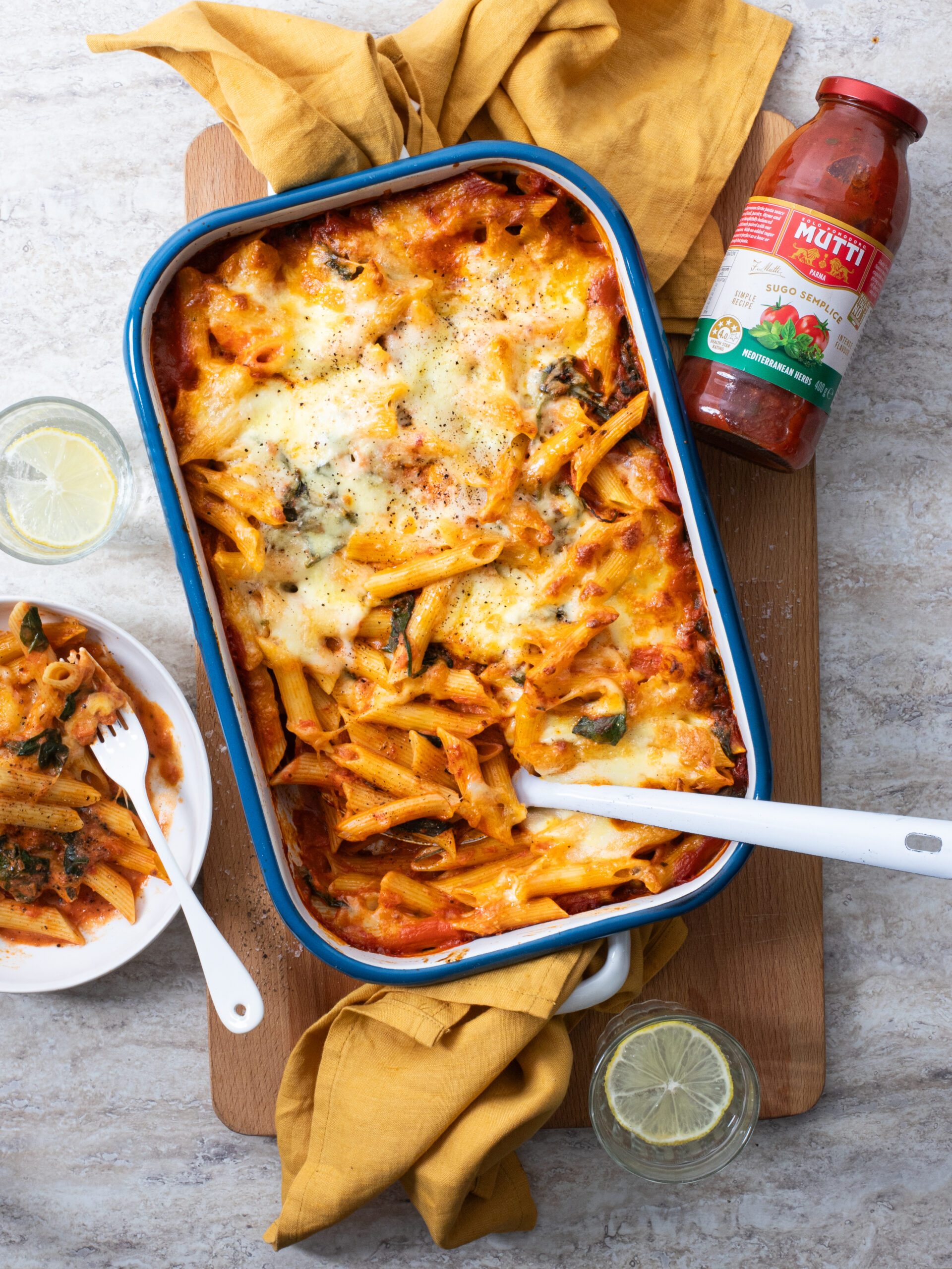 Tomato & spinach pasta bake