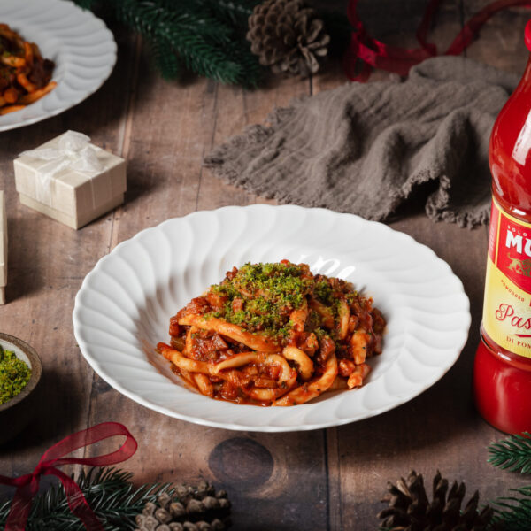 Strozzapreti with Mushroom Ragù and Herb-Infused Breadcrumbs