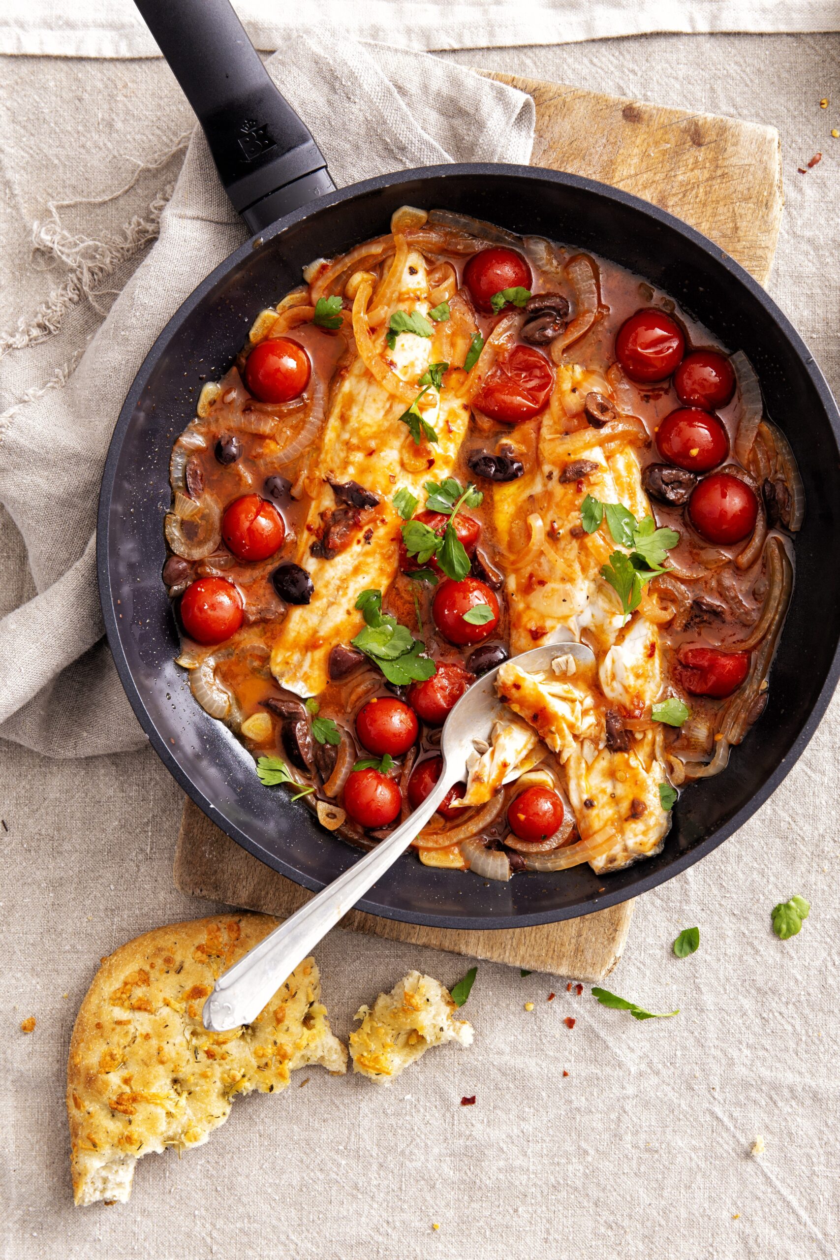 Acqua pazza – zeebaars  gepocheerd in tomatensau