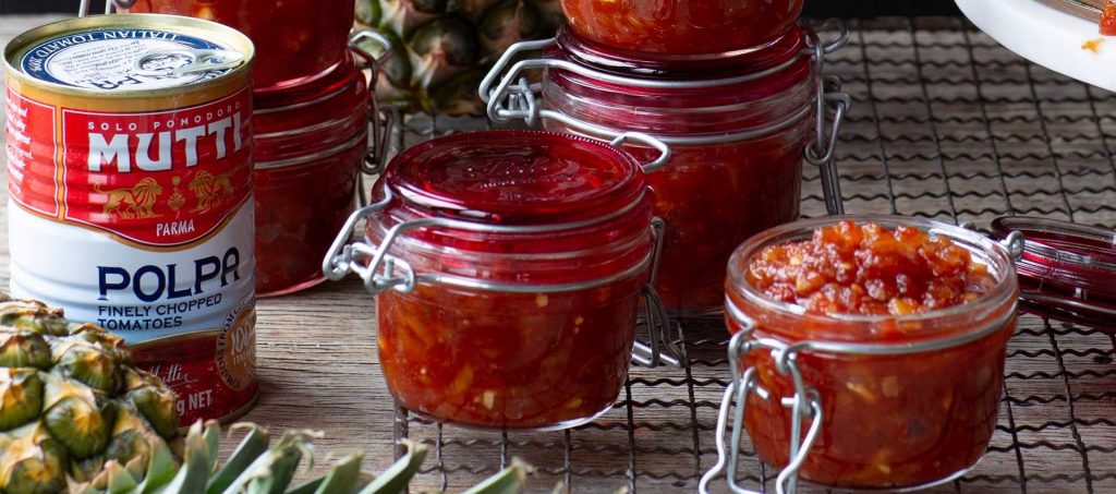 Pineapple relish with sweet and spicy tomato Pineapple relish with sweet and spicy tomato