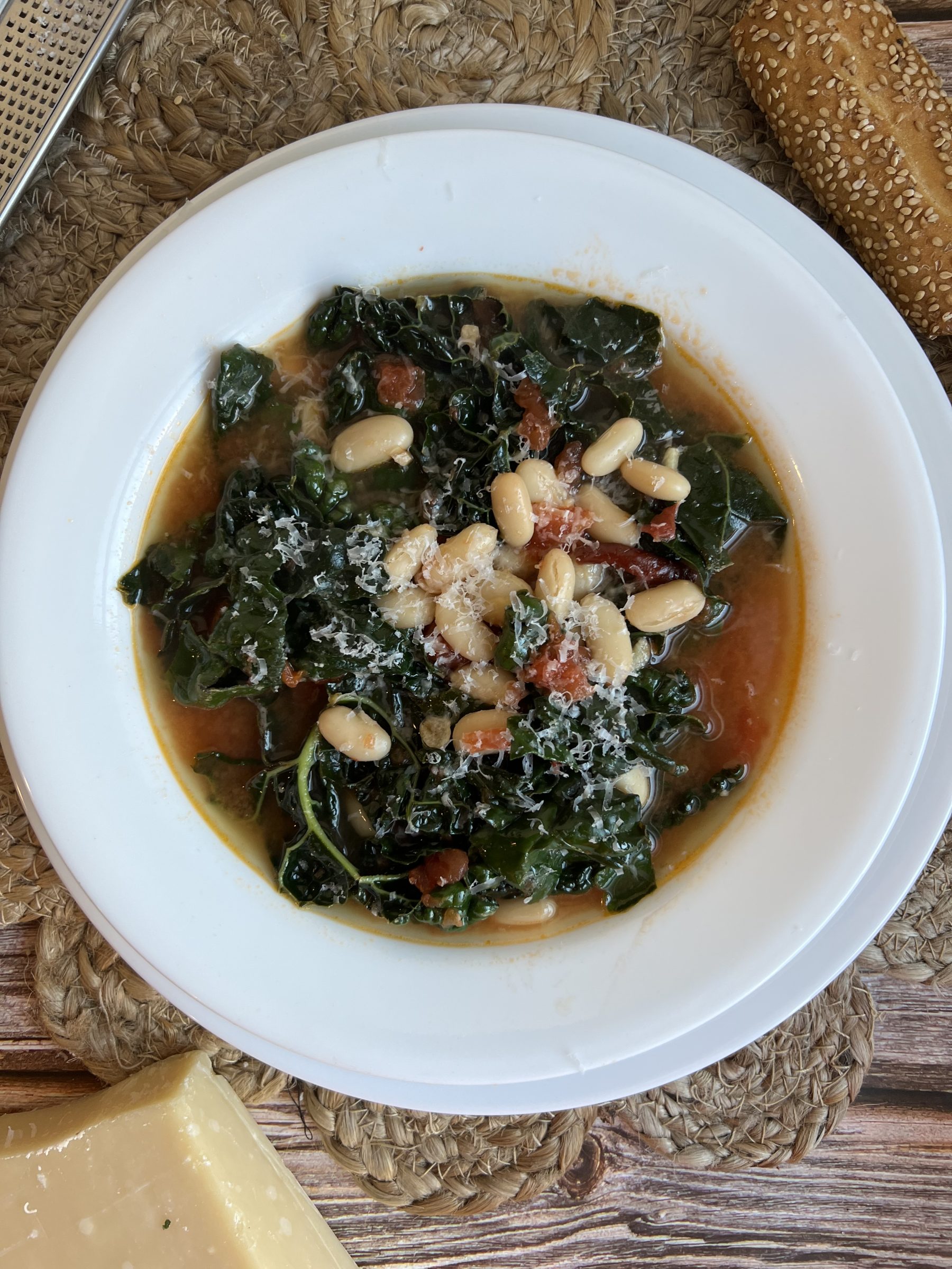 Tuscan Kale & Beans Soup with Lemon & Diced Tomato