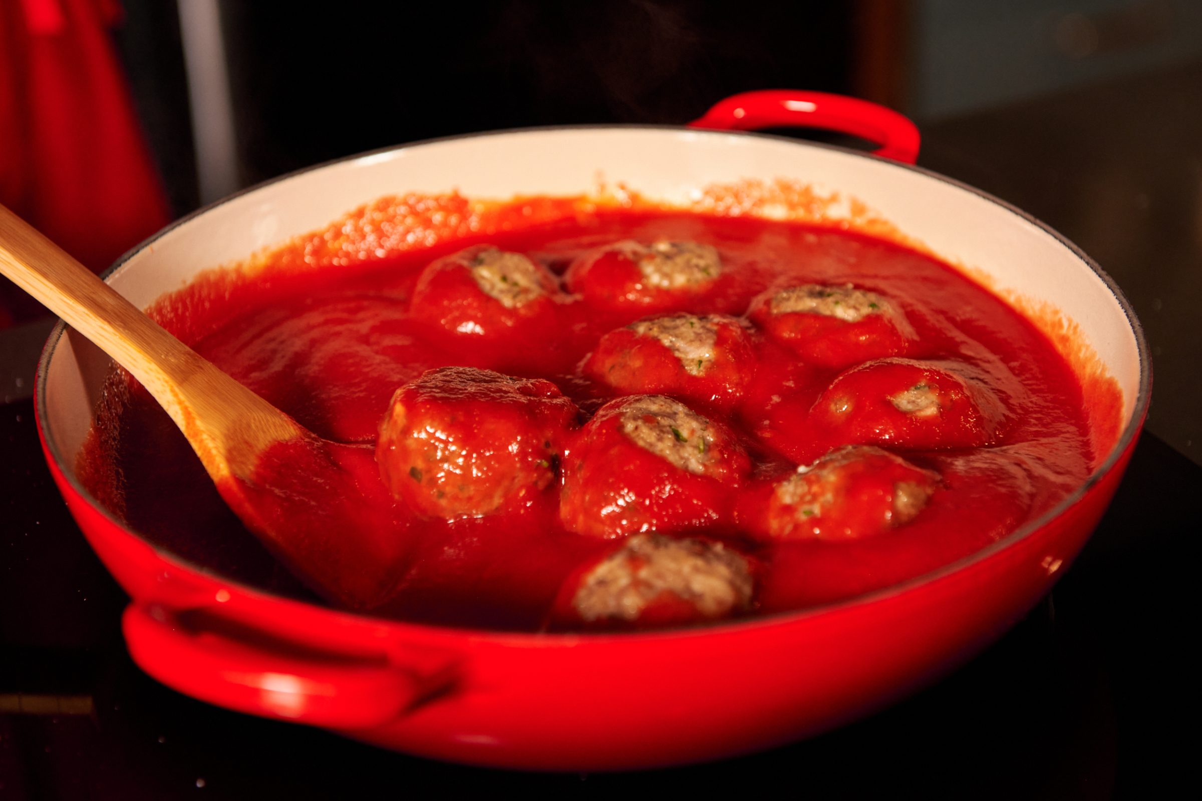 Meatballs with Tomato Basil Sauce