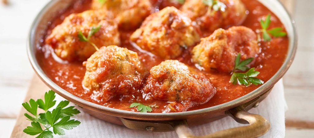 Polpettine di ceci e salsa di pomodoro Polpettine di ceci e salsa di pomodoro