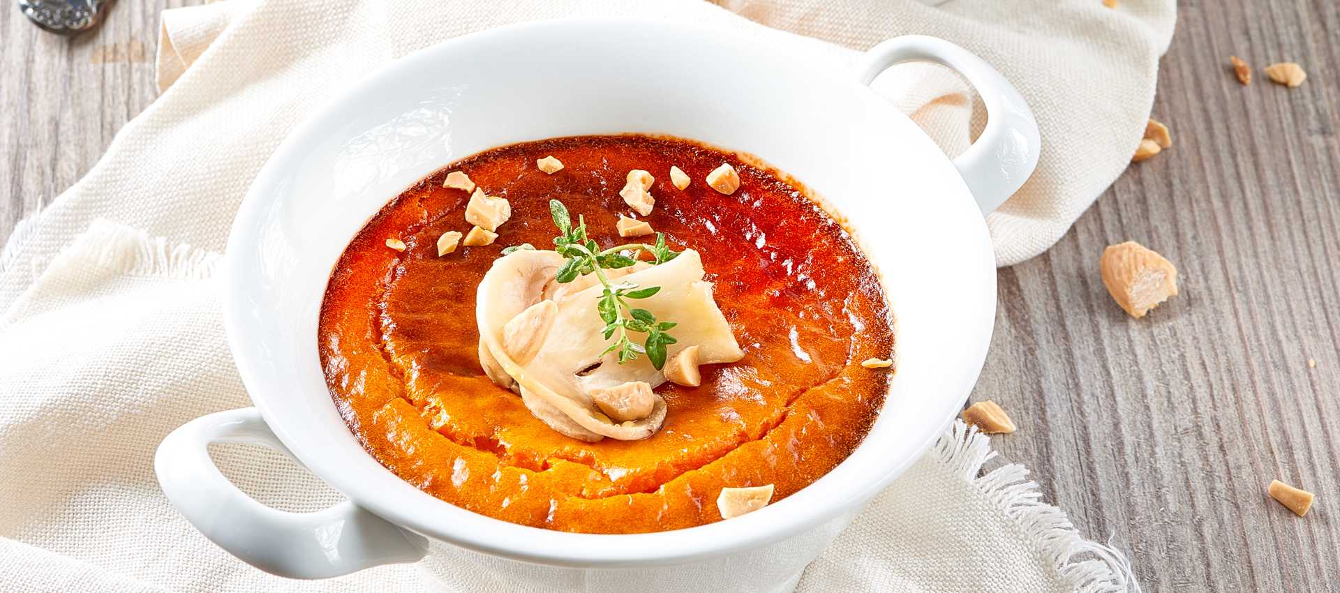 Flan di pomodoro e insalata di funghi