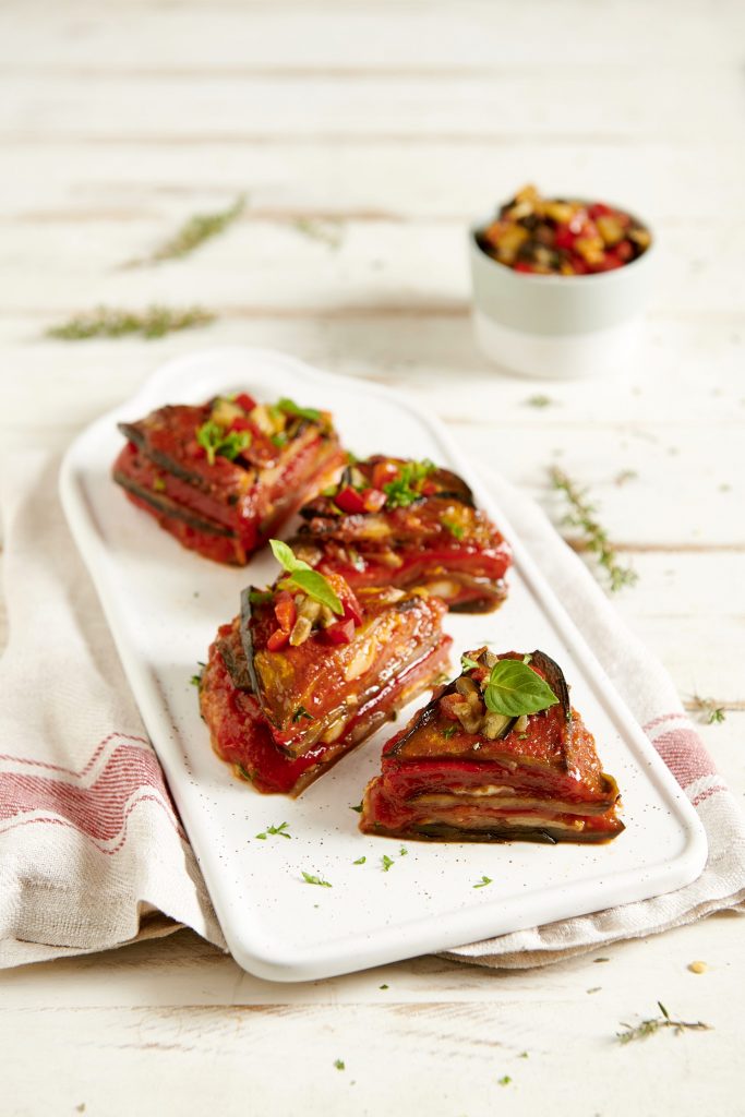 Sformato di melanzane, peperoni e pomodoro Sformato di melanzane, peperoni e pomodoro