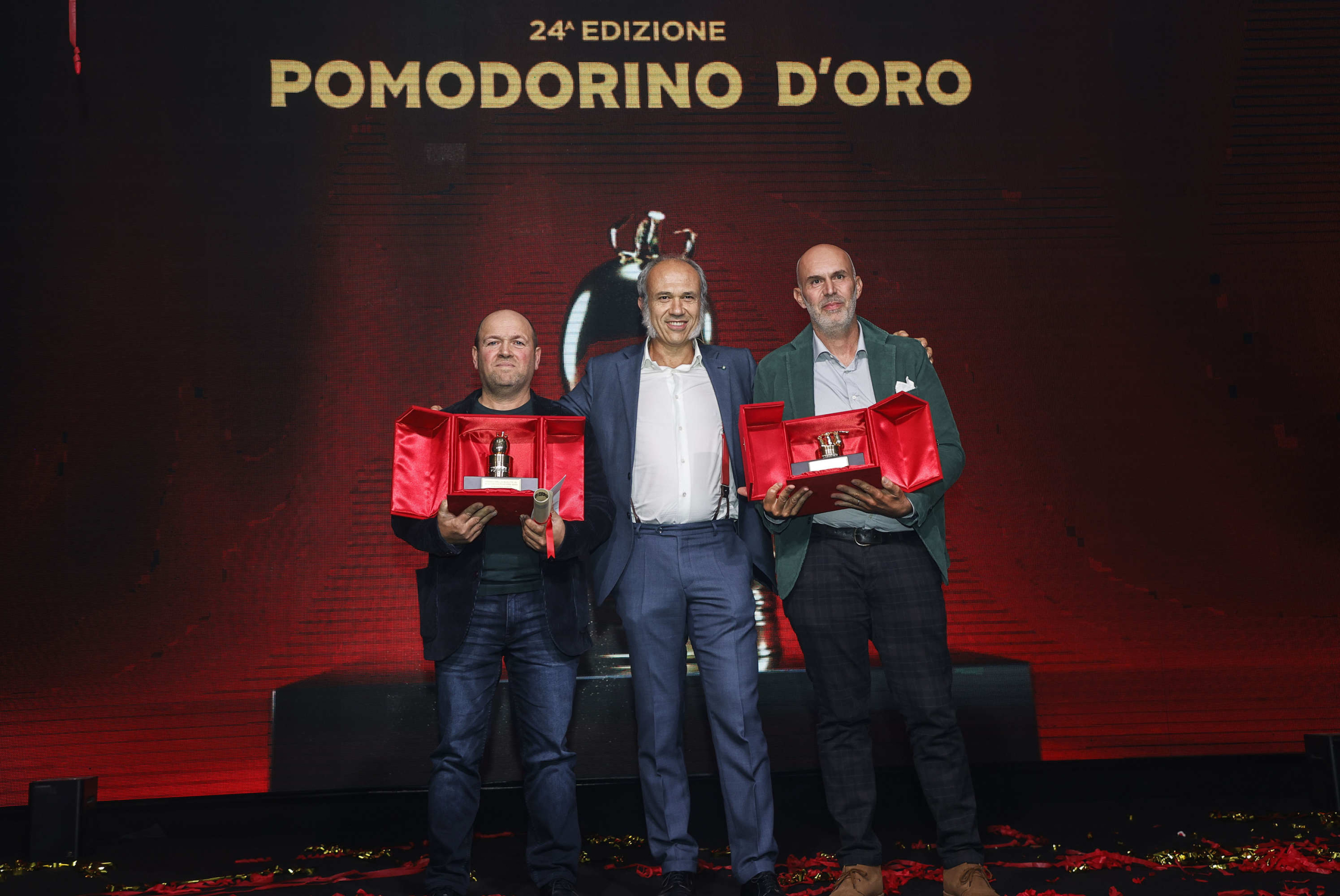 MUTTI PREMIA ANCHE QUEST’ANNO L’IMPEGNO DELLA PROPRIA FILIERA:  5.7 MILIONI DI EURO DI INCENTIVI PER GLI AGRICOLTORI