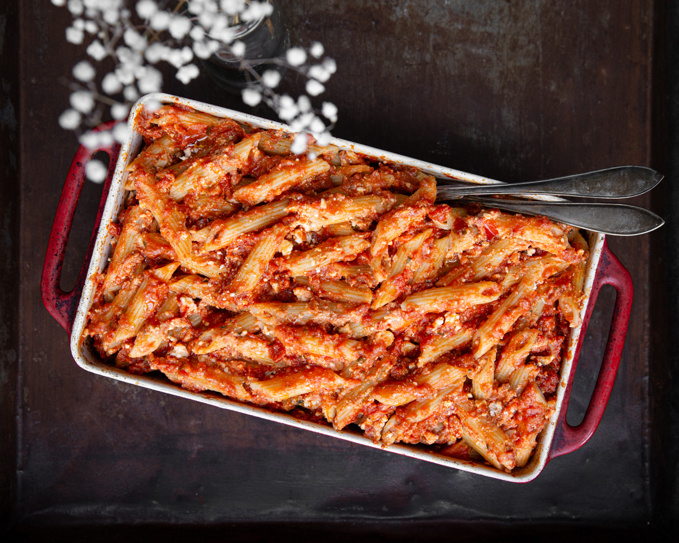 Pasta con Feta e Sugo al Basilico Pasta con Feta e Sugo al Basilico