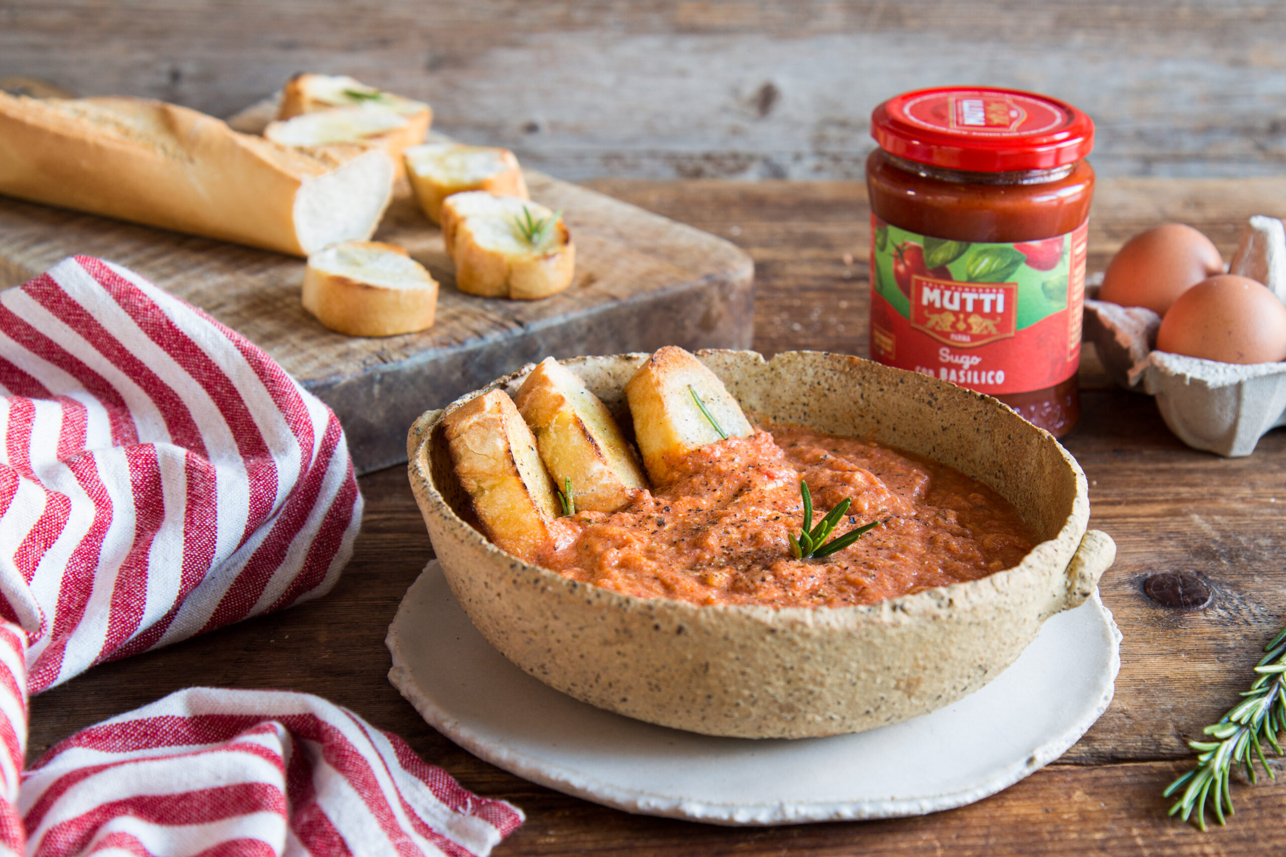 Uova al pomodoro cremose