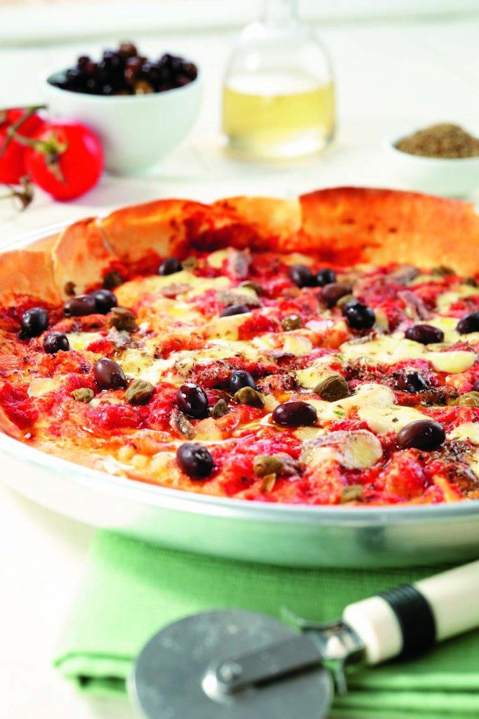 Sardinialainen pizza carasau-leivästä Sardinialainen pizza carasau-leivästä