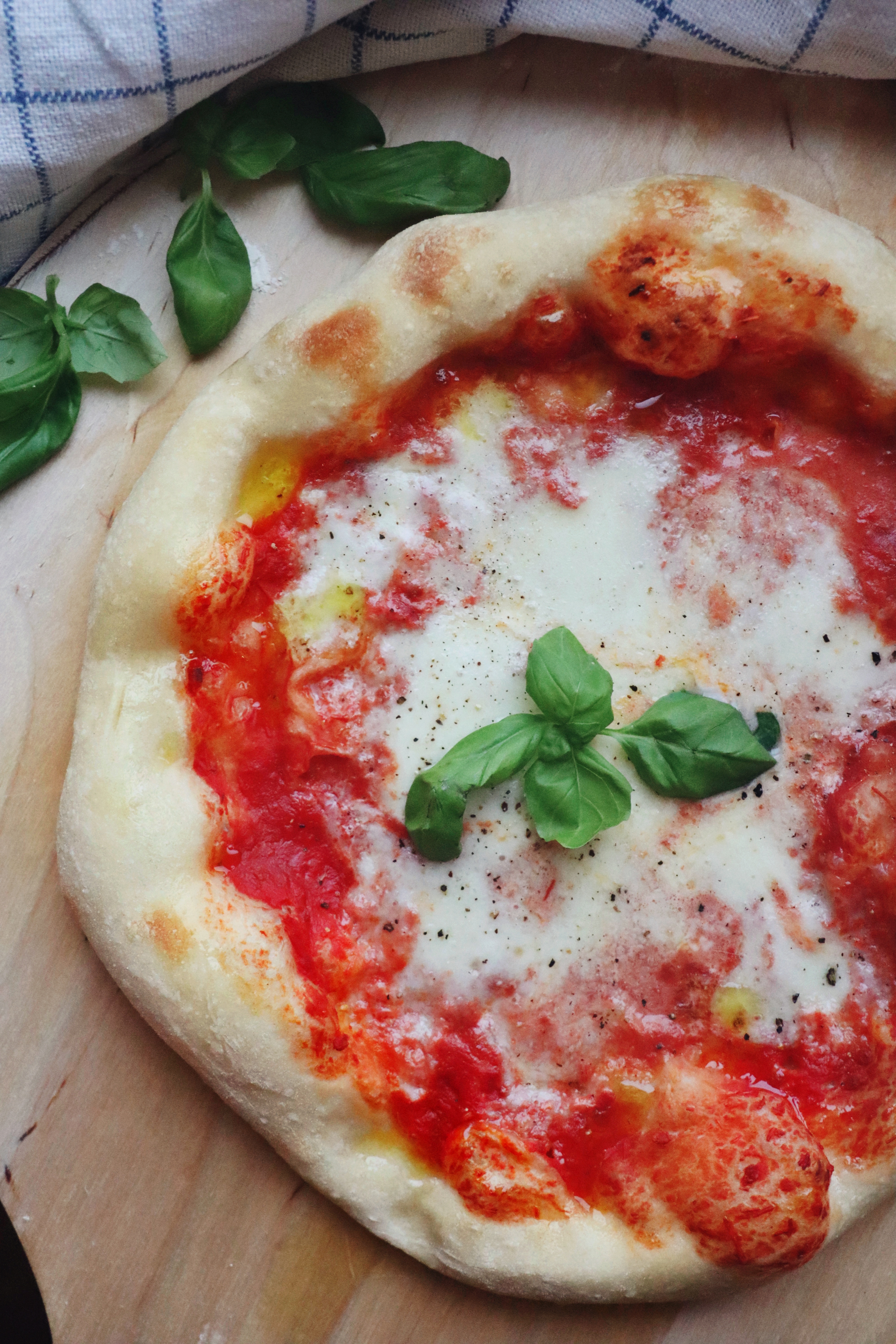 Napolilainen pizza margherita